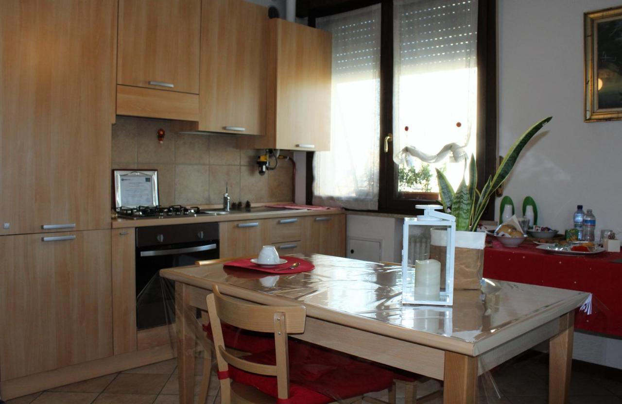 B. & B. Nabucco Bed & Breakfast Parma Exterior photo